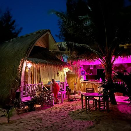La Boheme Hotel Gili Islands Exterior photo