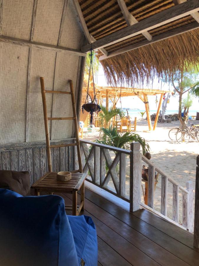 La Boheme Hotel Gili Islands Exterior photo