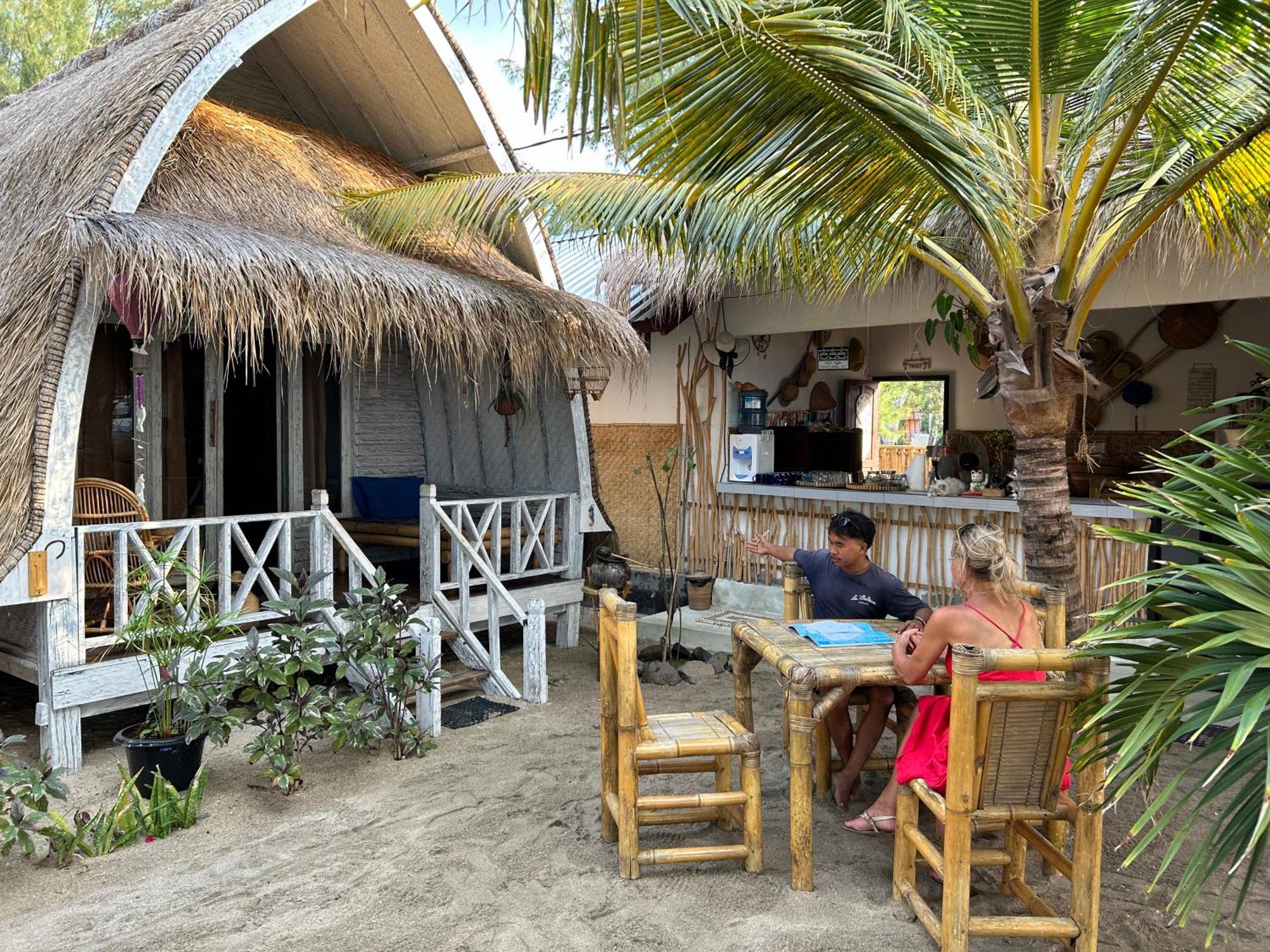 La Boheme Hotel Gili Islands Exterior photo